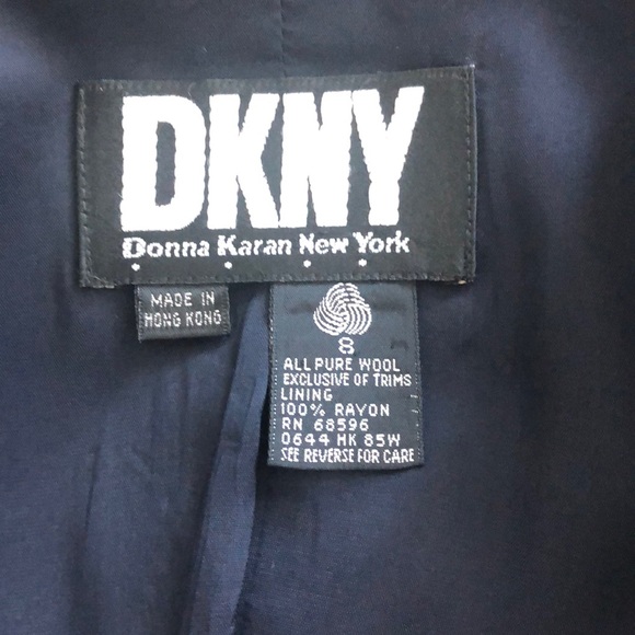 Vintage DKNY Blazer - Picture 7 of 8